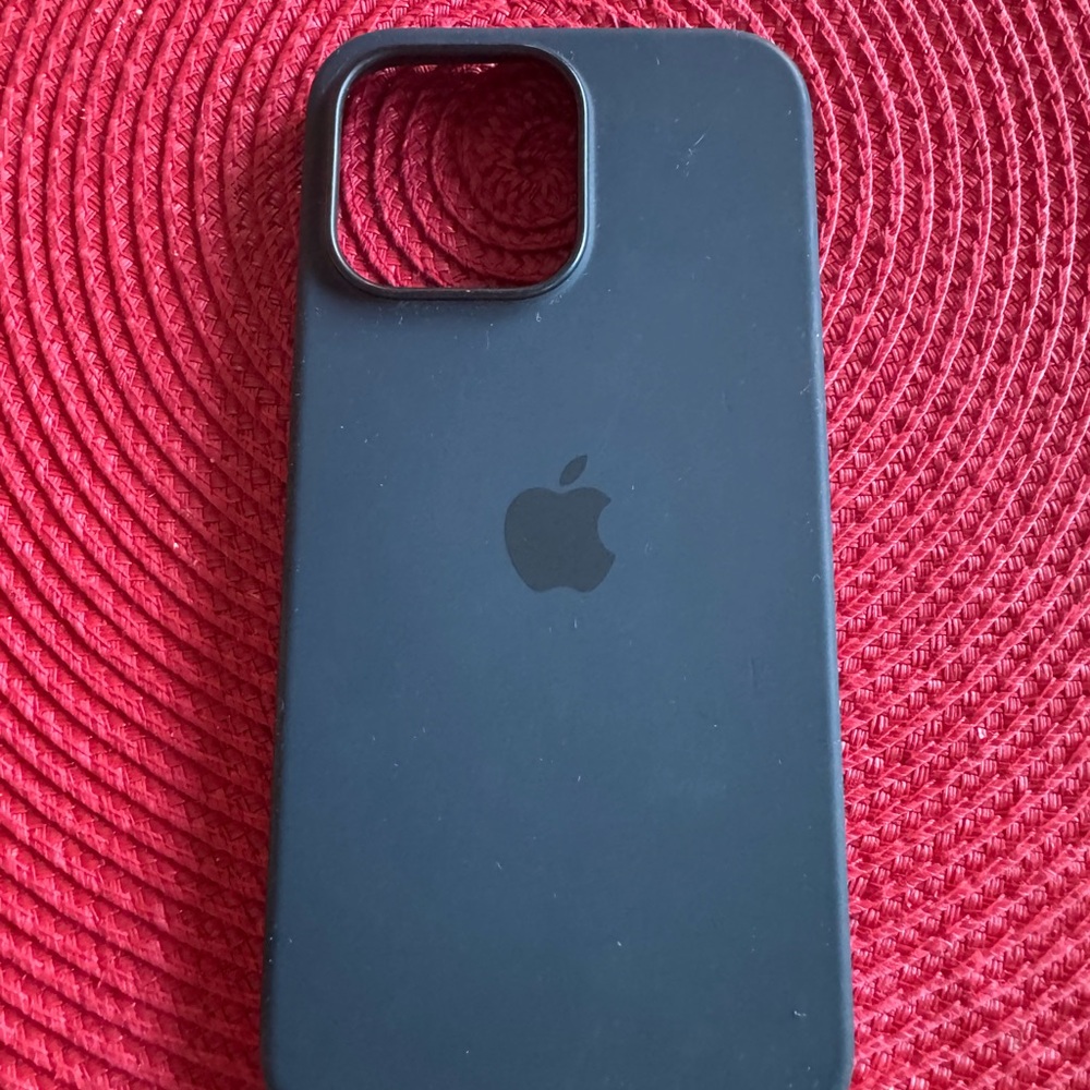 Apple Midnight Silicone iPhone Case